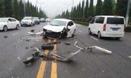 济南车祸最新爆料分析图,事故现场细节及原因分析揭示