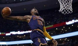 詹姆斯国外爆料视频播放,揭秘篮球巨星背后的故事